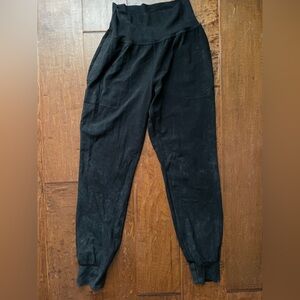 Athleta Salutation Joggers worn once!